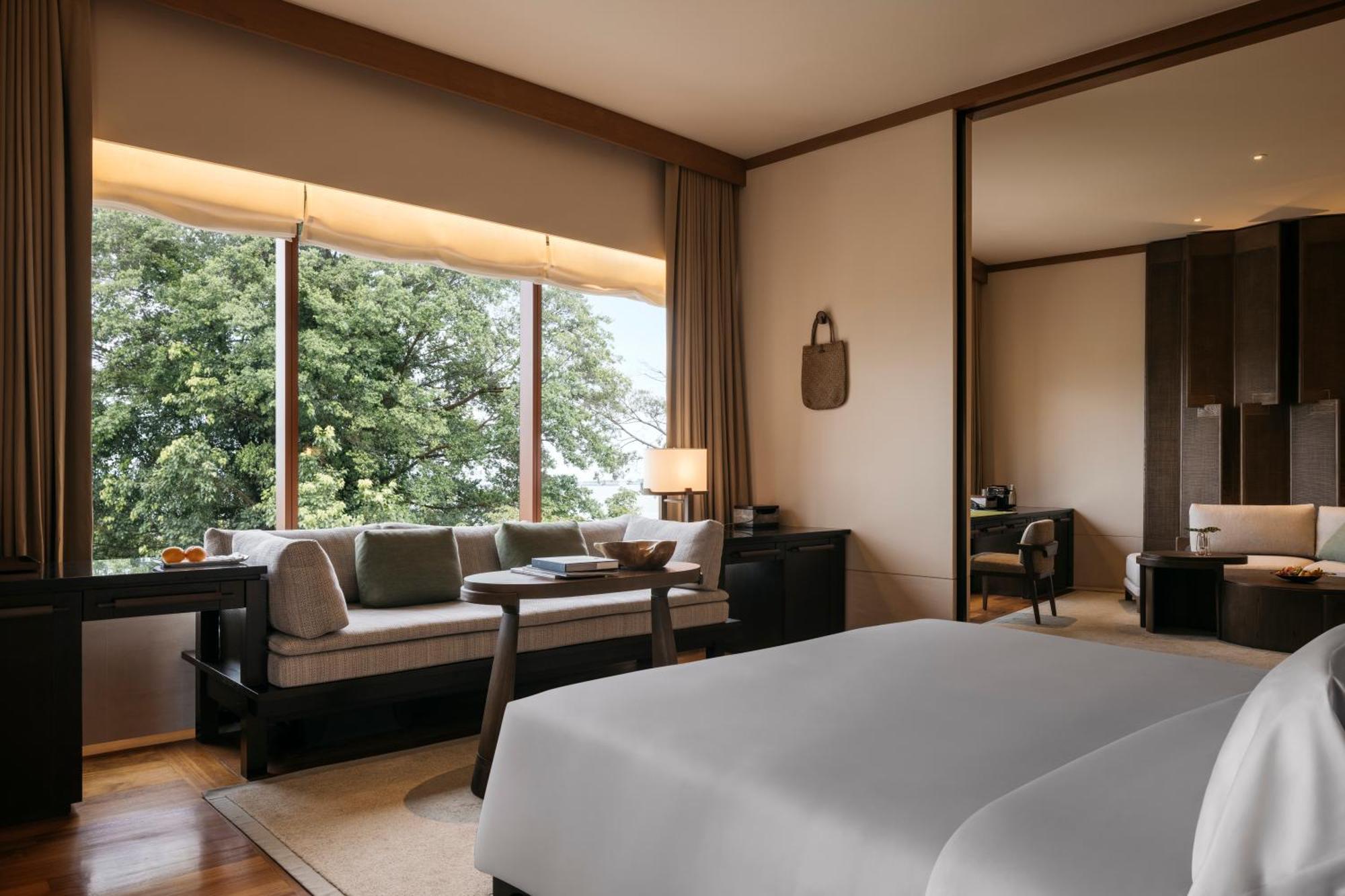 Capella Suite